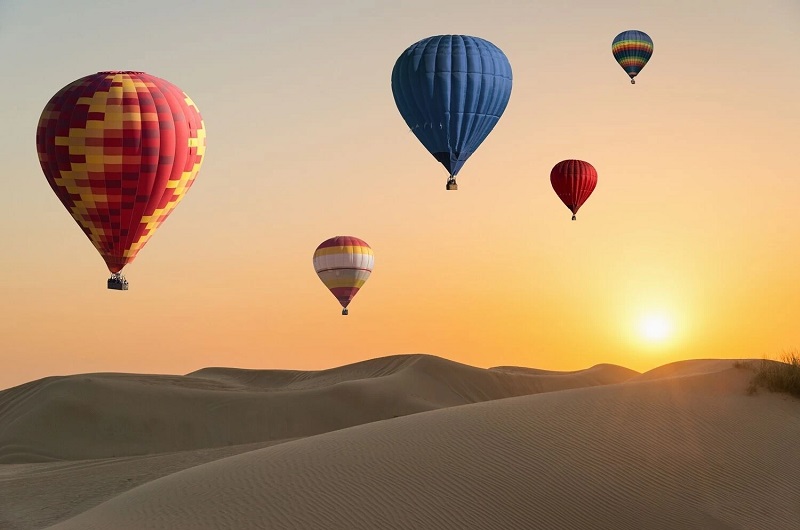 Hot-Air-Balloon-Dubai / Habibi World Travel & Tour